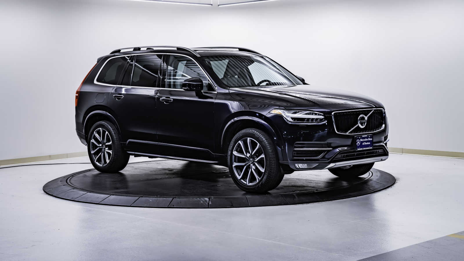 used 2019 Volvo XC90 car, priced at $30,998