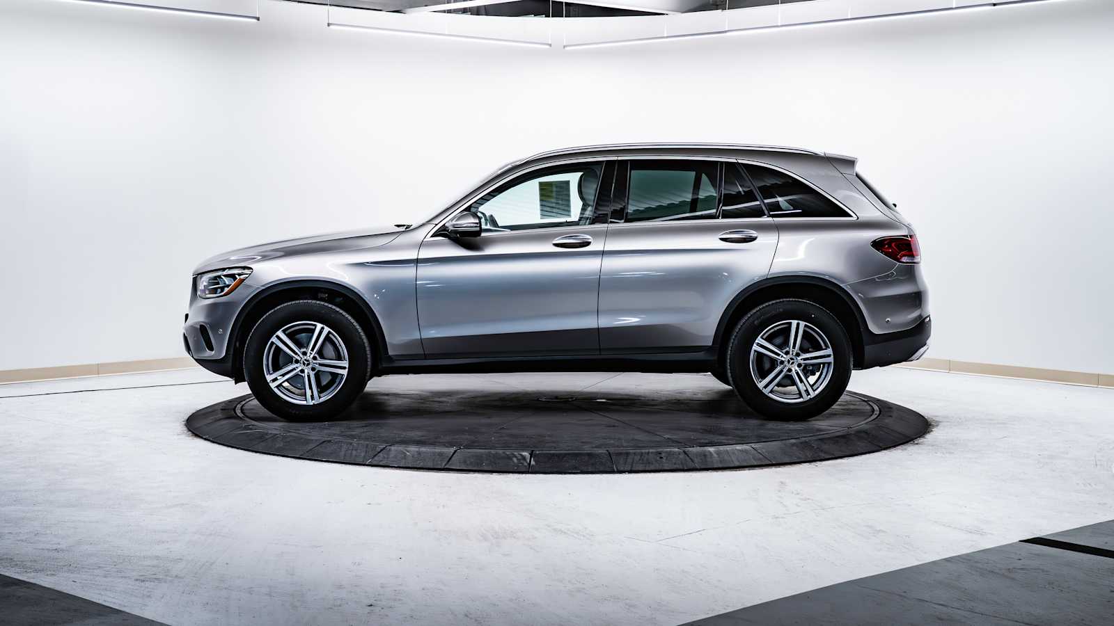 used 2021 Mercedes-Benz GLC 300 car, priced at $33,898