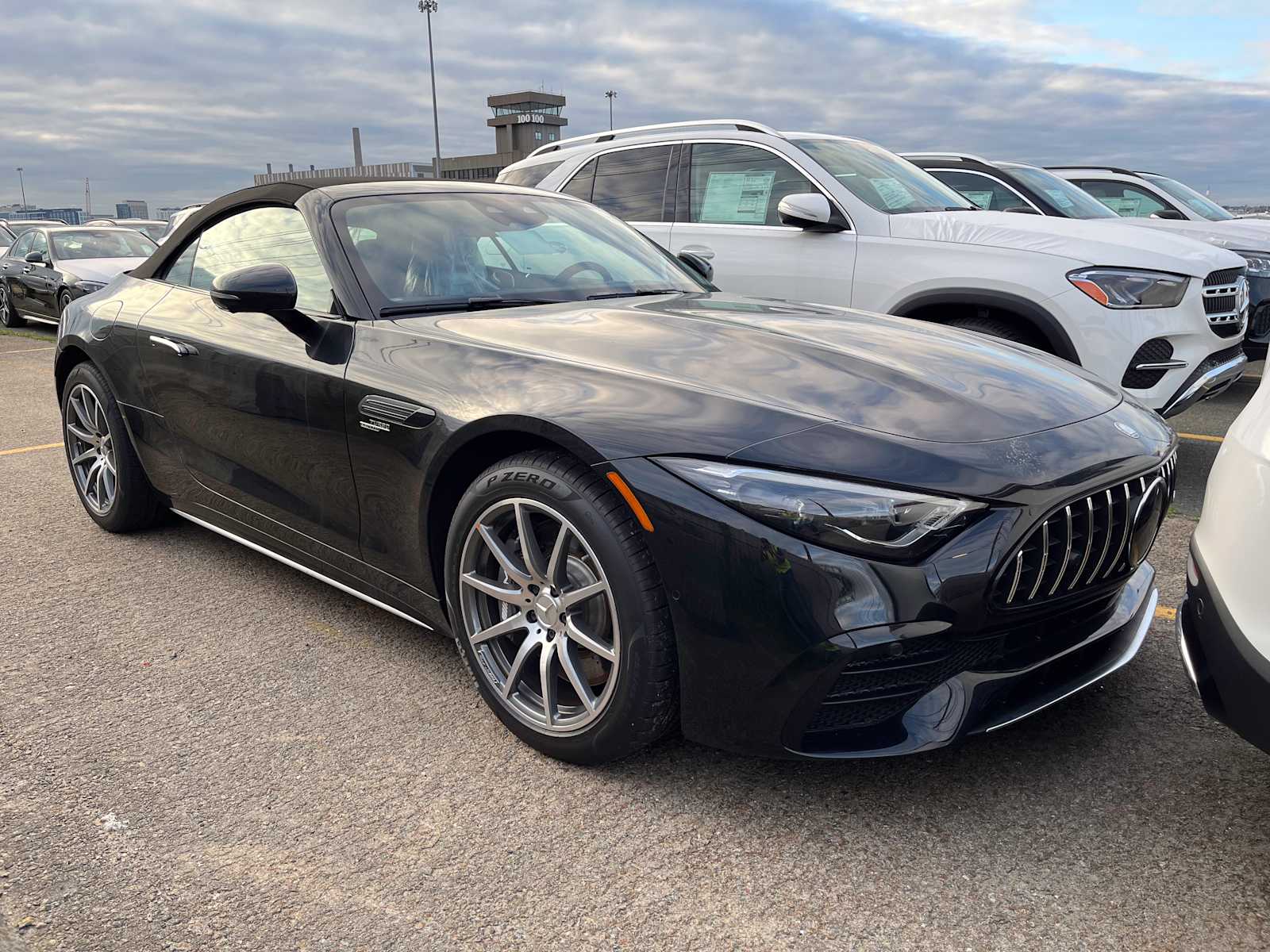 new 2025 Mercedes-Benz AMG SL 43 car