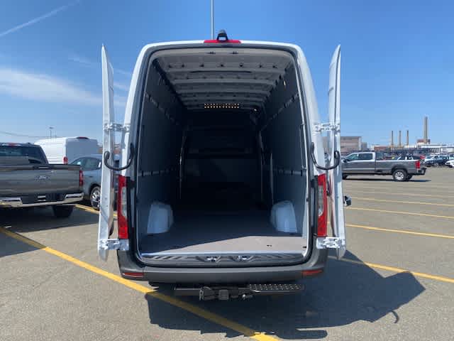new 2025 Mercedes-Benz Sprinter car