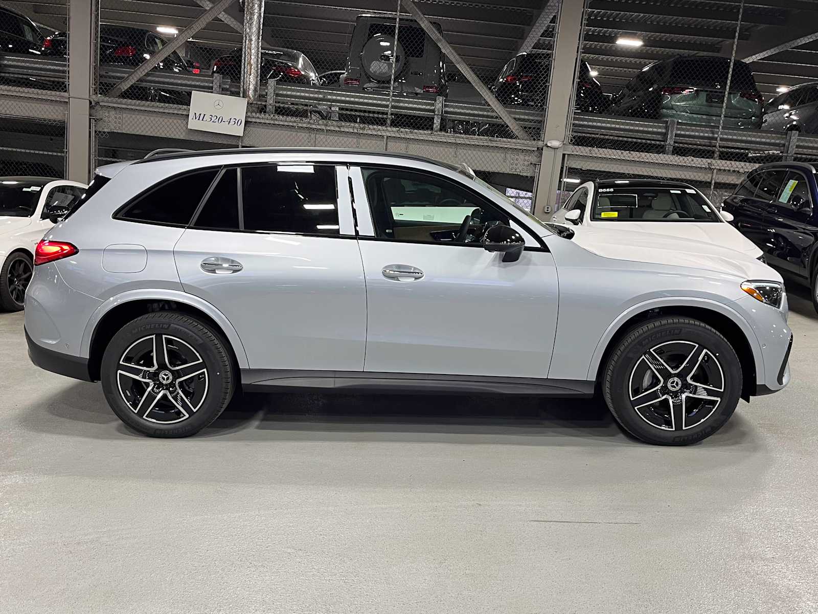 new 2025 Mercedes-Benz GLC 300 car