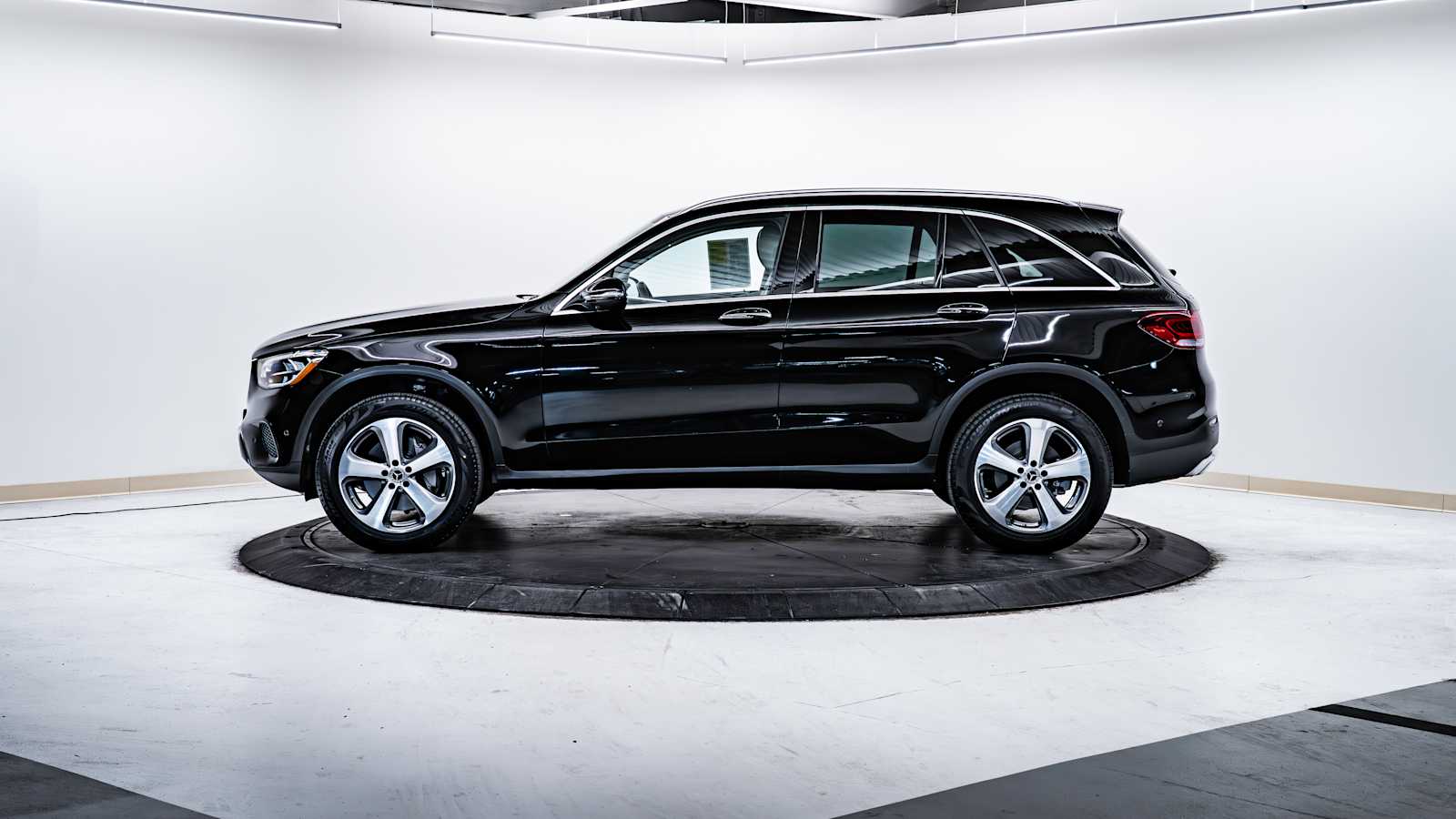 used 2022 Mercedes-Benz GLC 300 car, priced at $37,498