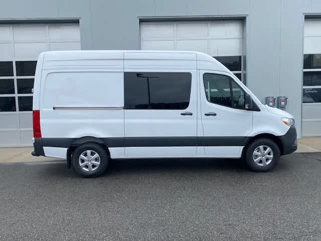 new 2025 Mercedes-Benz Sprinter car
