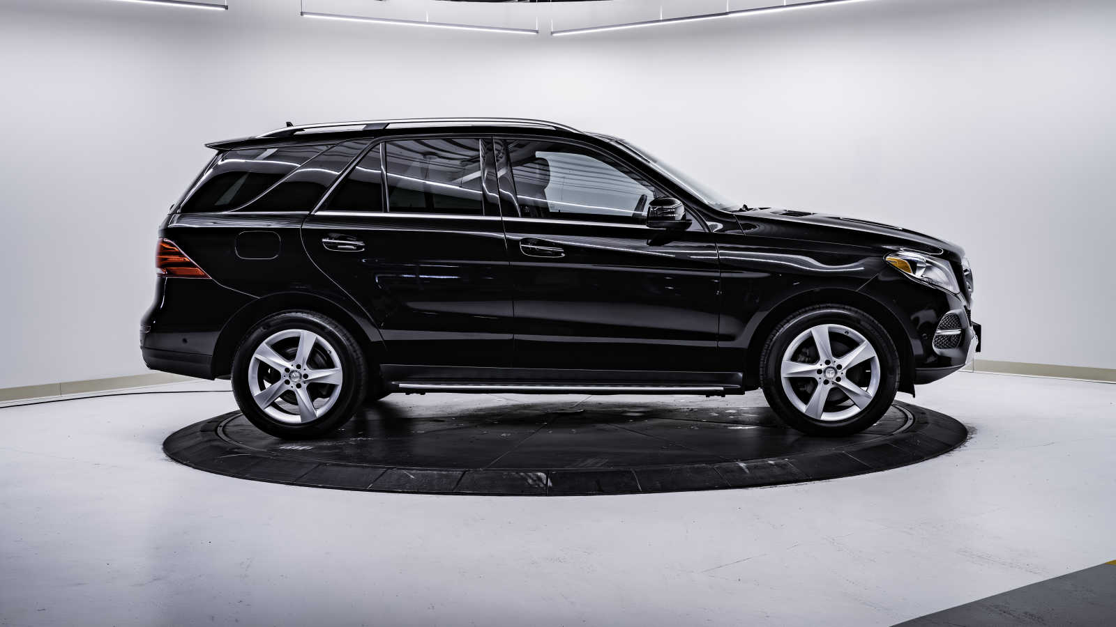 used 2016 Mercedes-Benz GLE 350 car, priced at $21,998