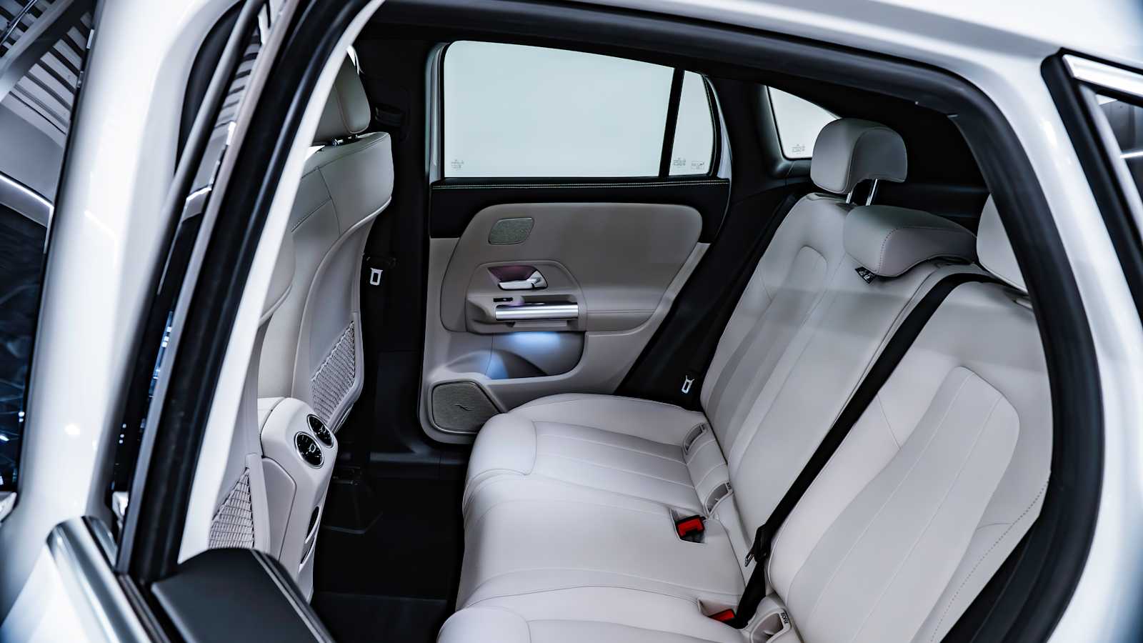 used 2025 Mercedes-Benz GLA 250 car, priced at $45,898