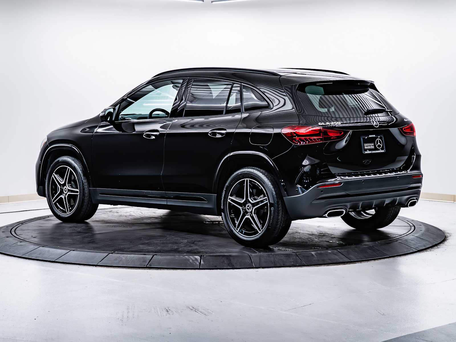 used 2025 Mercedes-Benz GLA 250 car, priced at $50,398