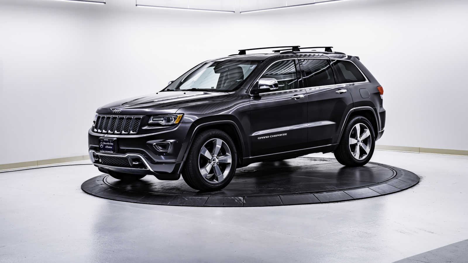 used 2016 Jeep Grand Cherokee car, priced at $19,998