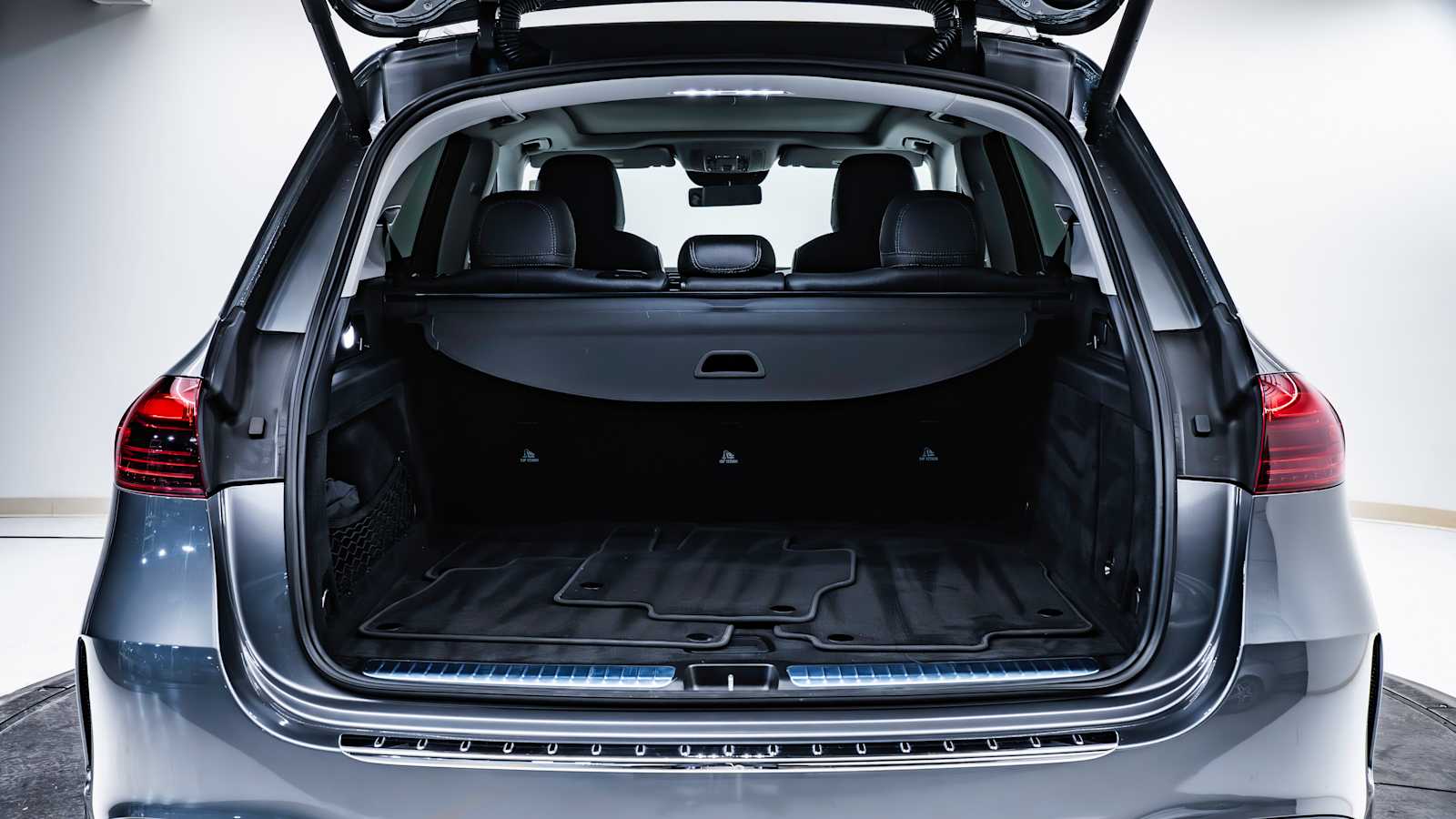 used 2025 Mercedes-Benz GLE 350 car, priced at $65,998