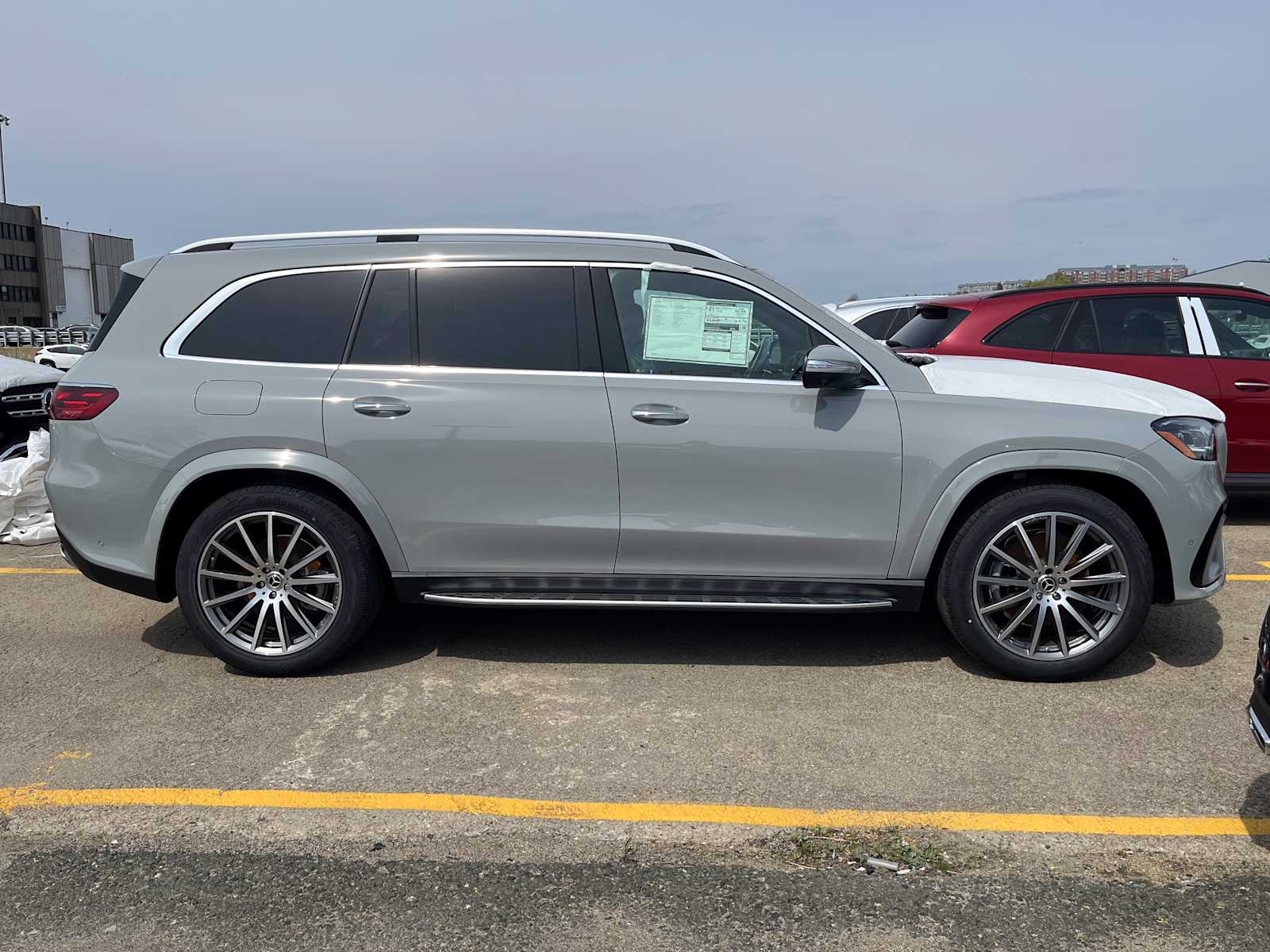 new 2025 Mercedes-Benz GLS 450 car