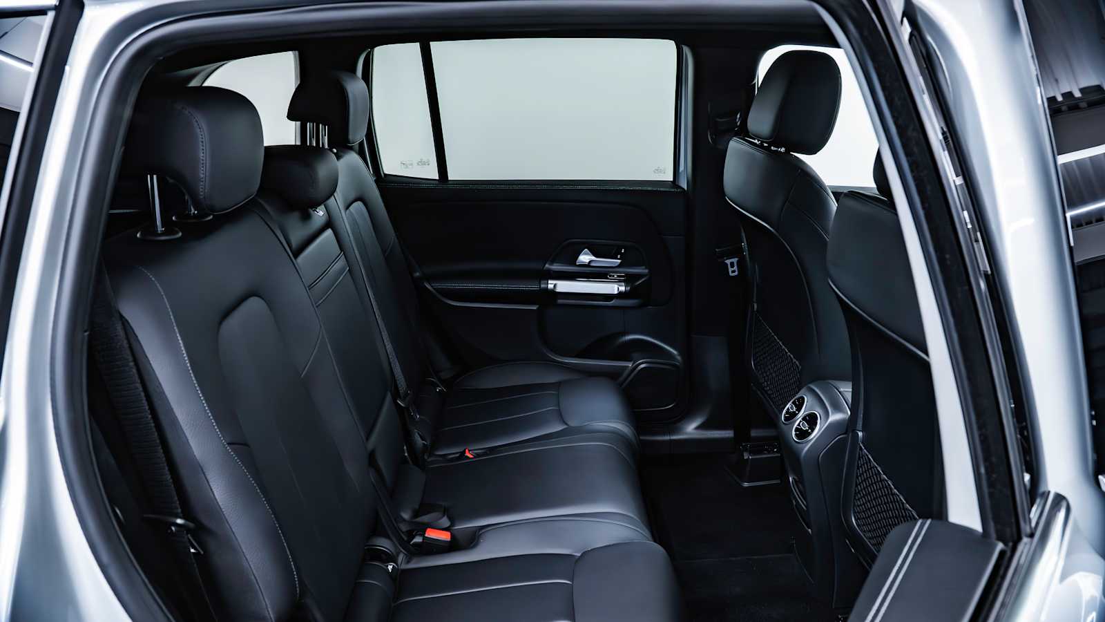 used 2022 Mercedes-Benz GLB 250 car, priced at $34,798