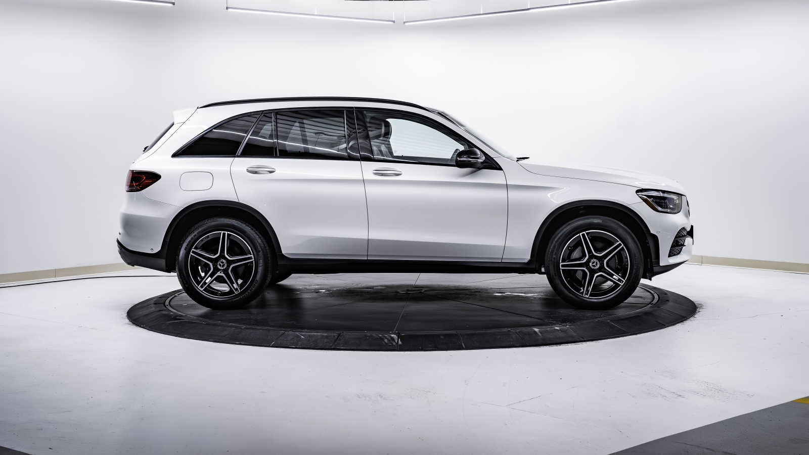 used 2021 Mercedes-Benz GLC 300 car, priced at $38,998