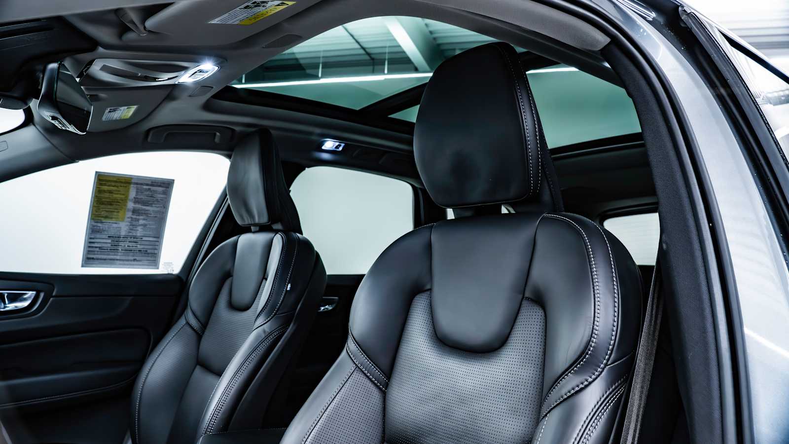 used 2021 Volvo XC60 car, priced at $27,998