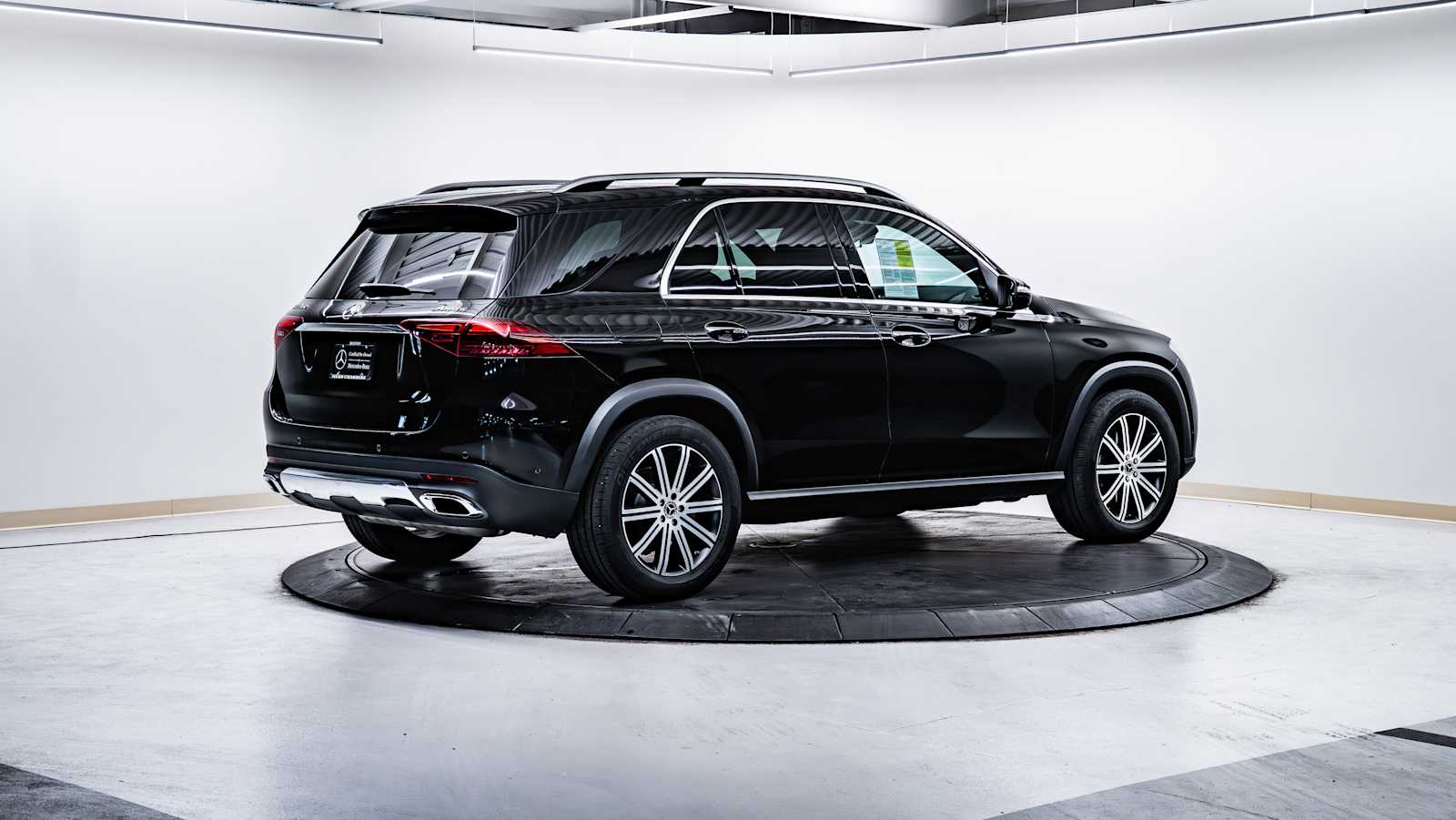 used 2025 Mercedes-Benz GLE 350 car, priced at $63,798