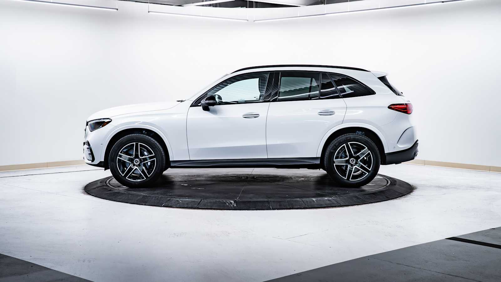 used 2025 Mercedes-Benz GLC 300 car, priced at $51,898