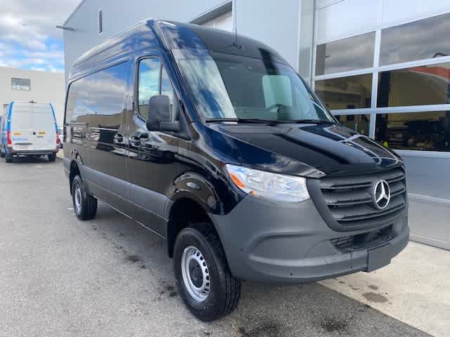 new 2024 Mercedes-Benz Sprinter car