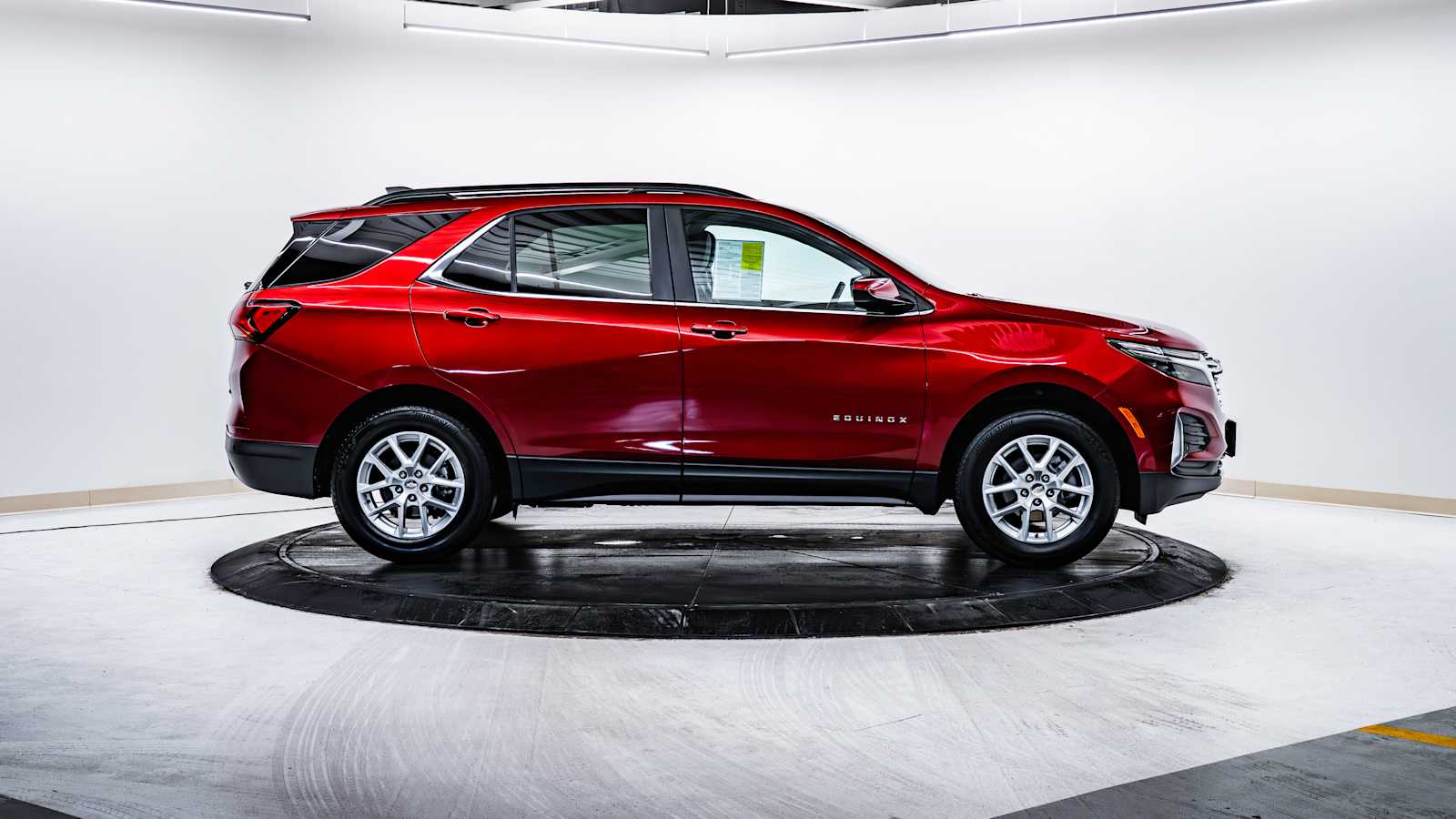 used 2023 Chevrolet Equinox car, priced at $22,718