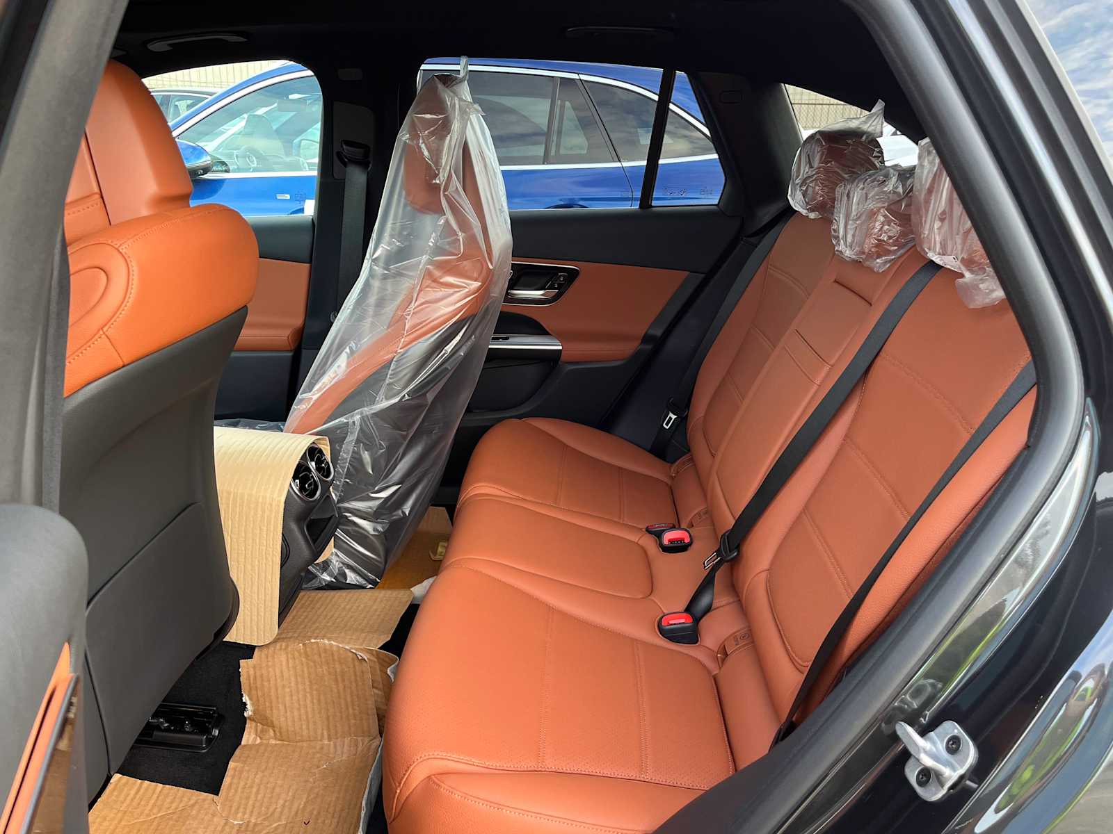 new 2025 Mercedes-Benz GLC 300 car