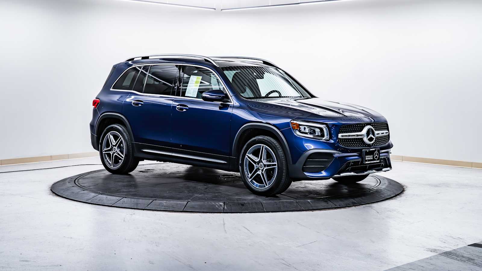 used 2020 Mercedes-Benz GLB 250 car, priced at $28,998