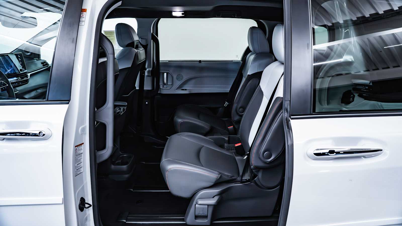 used 2021 Toyota Sienna car, priced at $39,898
