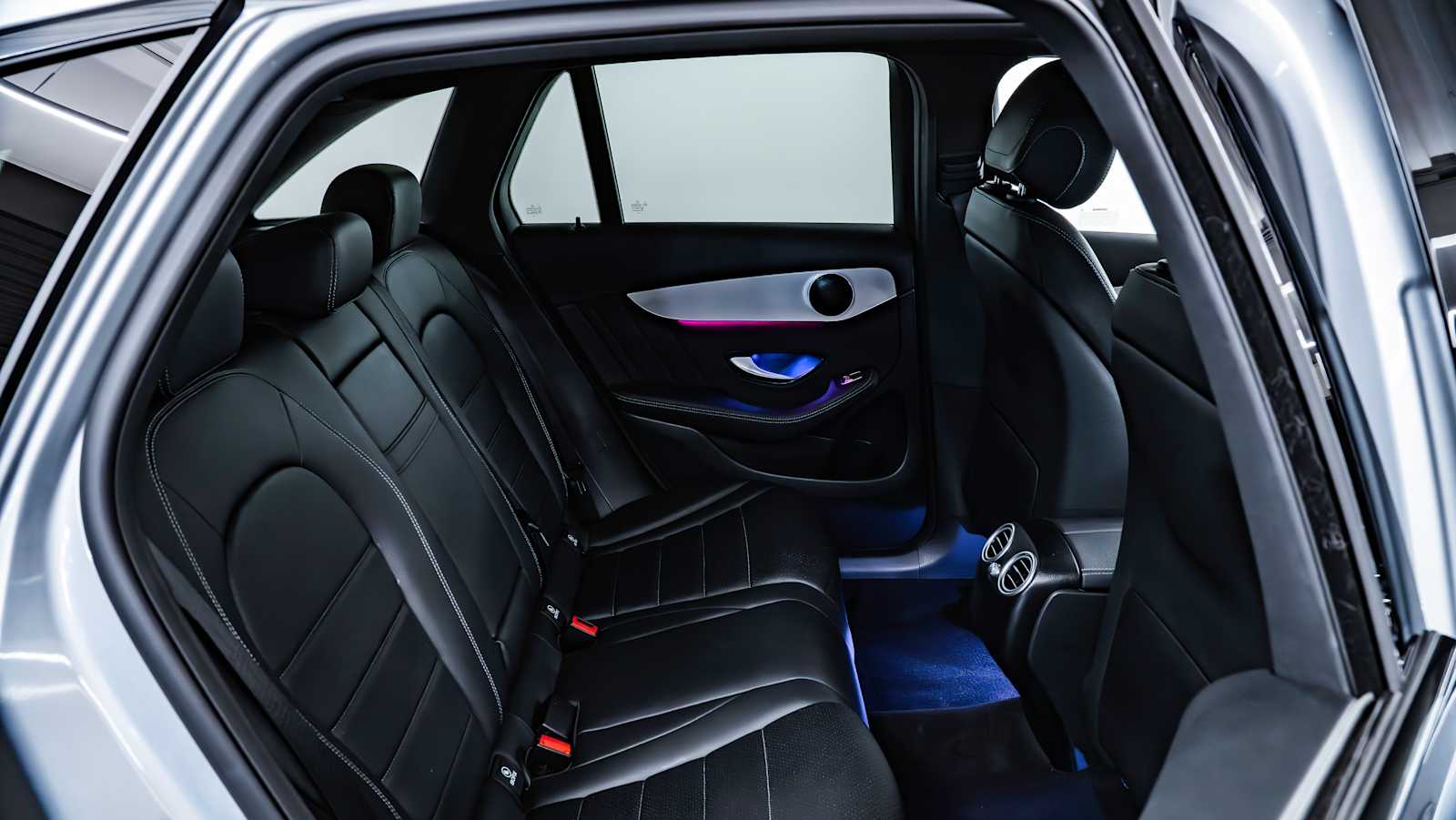 used 2022 Mercedes-Benz GLC 300 car, priced at $37,498