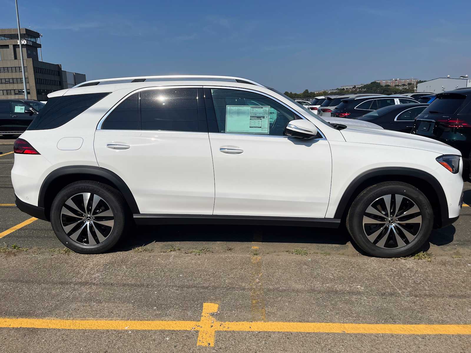 new 2025 Mercedes-Benz GLE 350 car