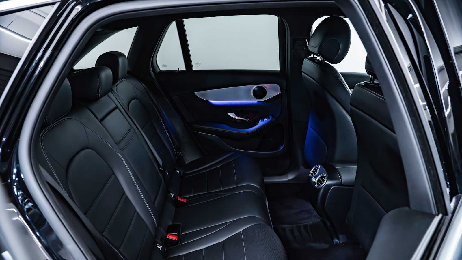 used 2020 Mercedes-Benz GLC 300 car, priced at $27,998