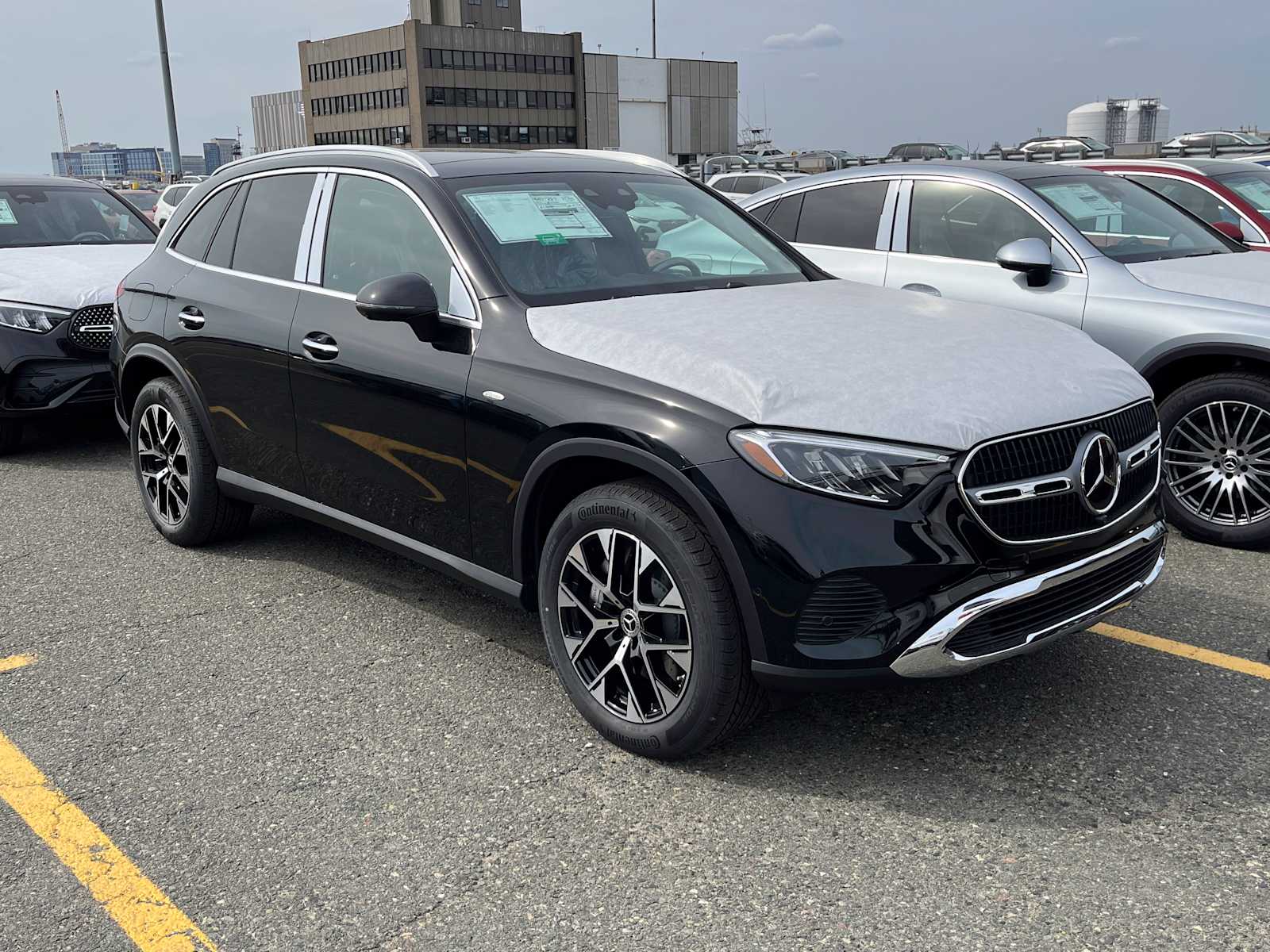 new 2025 Mercedes-Benz GLC 350e Plug-In Hybrid car