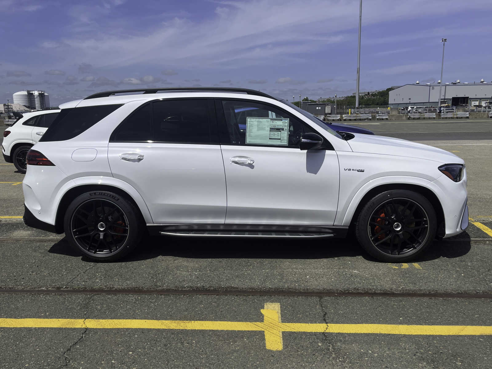 new 2024 Mercedes-Benz AMG GLE 63 car