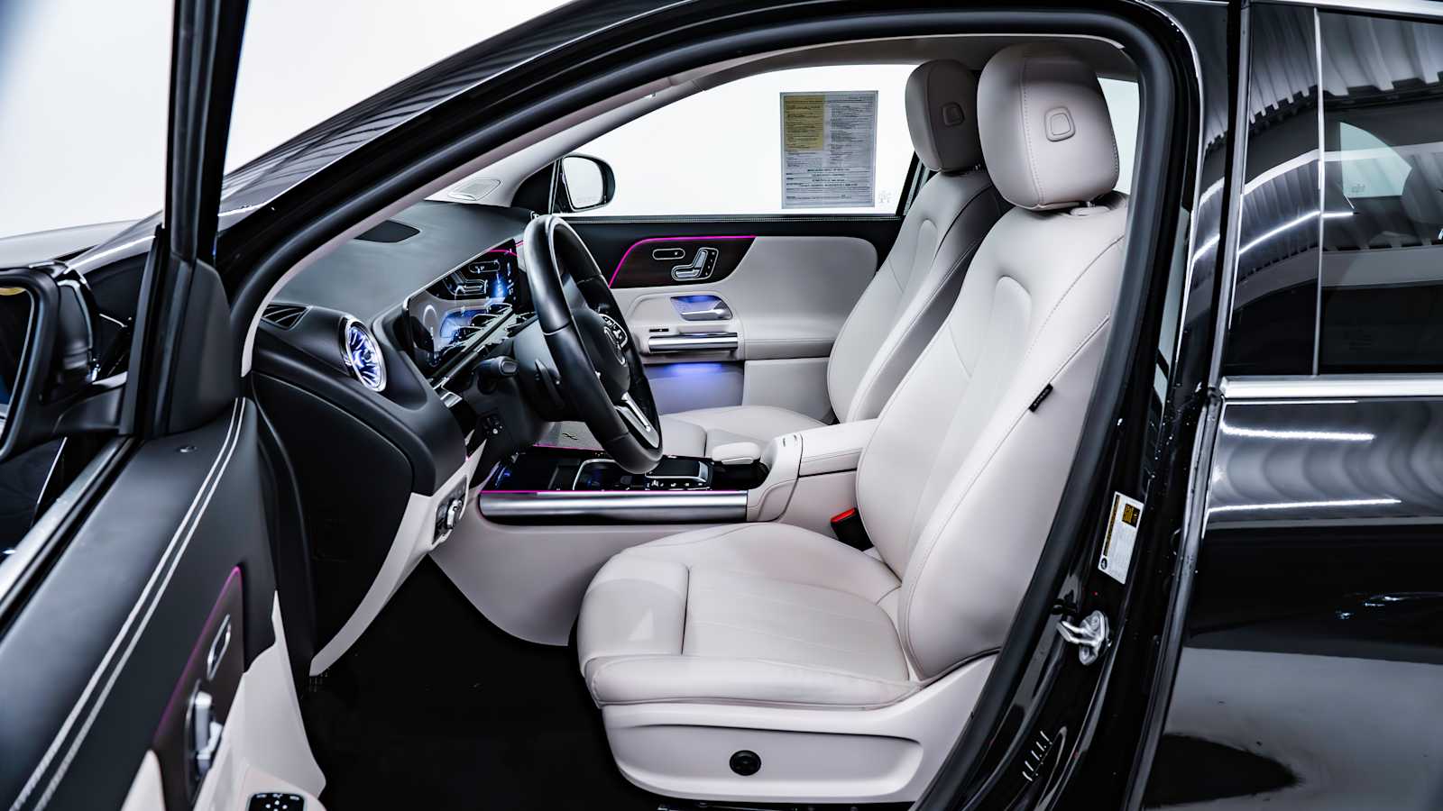 used 2022 Mercedes-Benz GLA 250 car, priced at $34,998