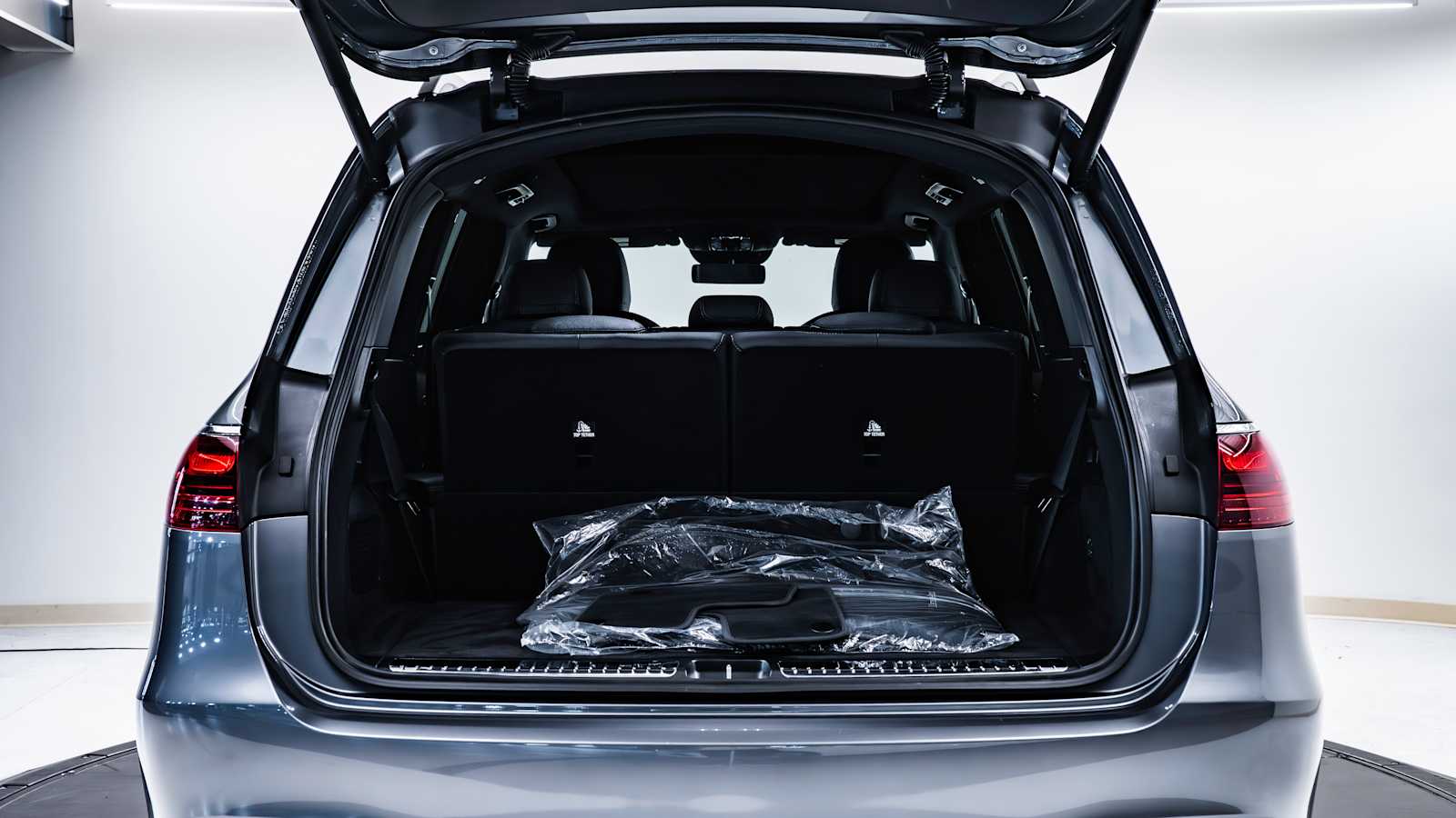 used 2025 Mercedes-Benz GLS 450 car, priced at $89,698