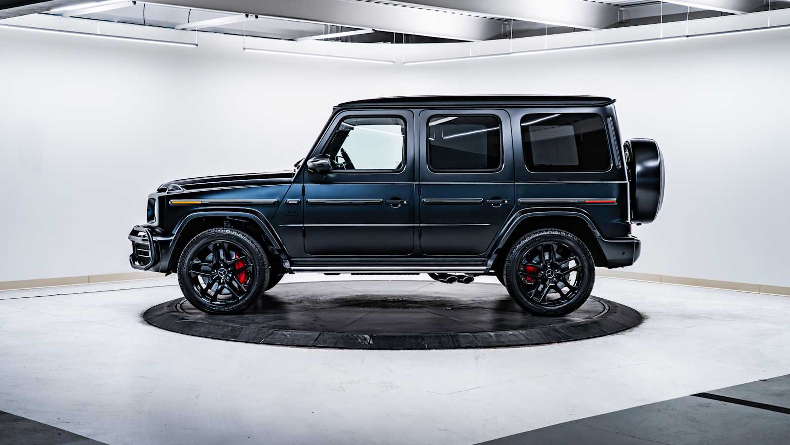 used 2022 Mercedes-Benz AMG G 63 car, priced at $168,998