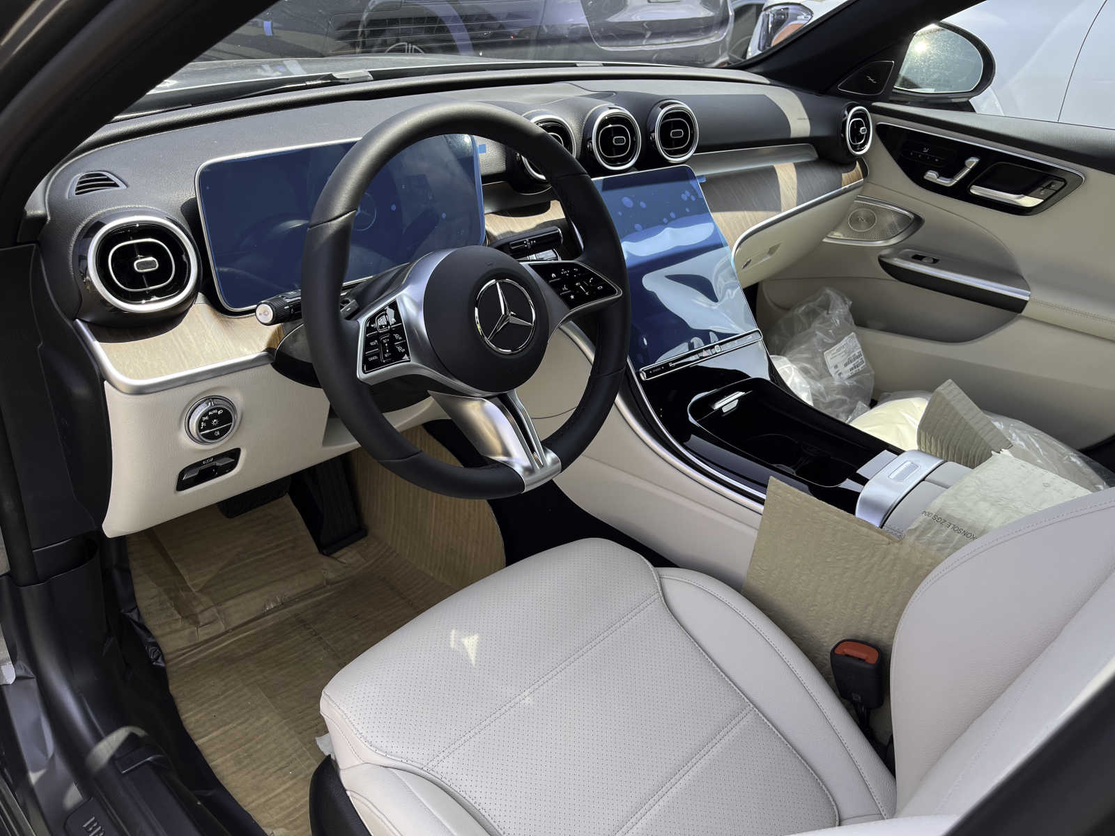 new 2024 Mercedes-Benz C-Class car