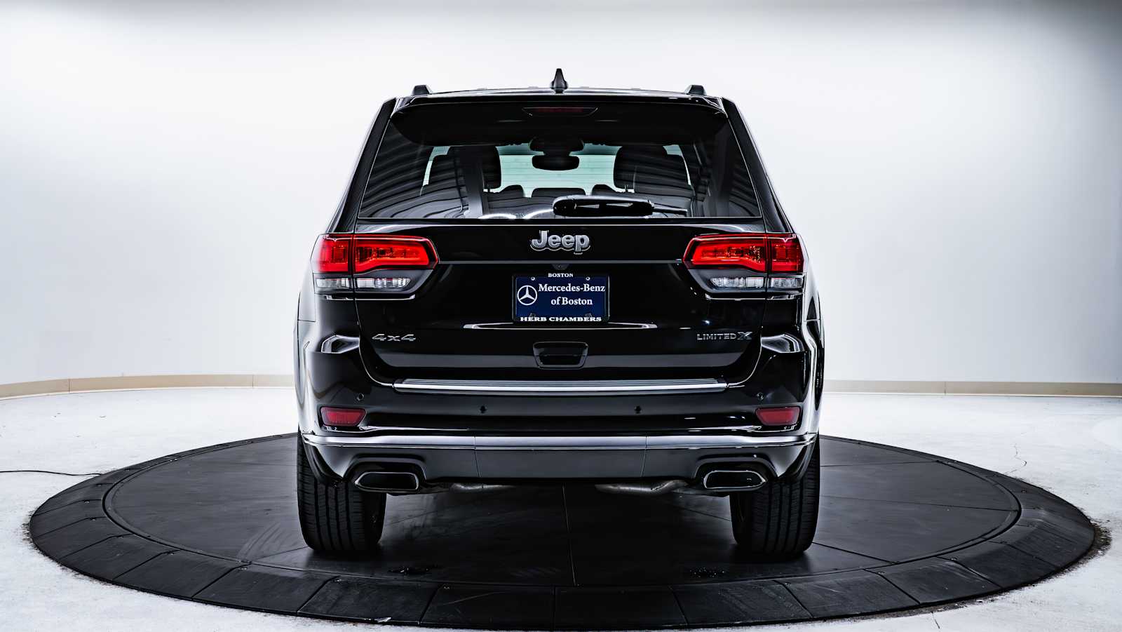 used 2019 Jeep Grand Cherokee car, priced at $25,998