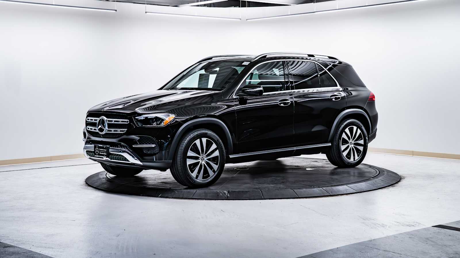 used 2025 Mercedes-Benz GLE 350 car, priced at $60,598
