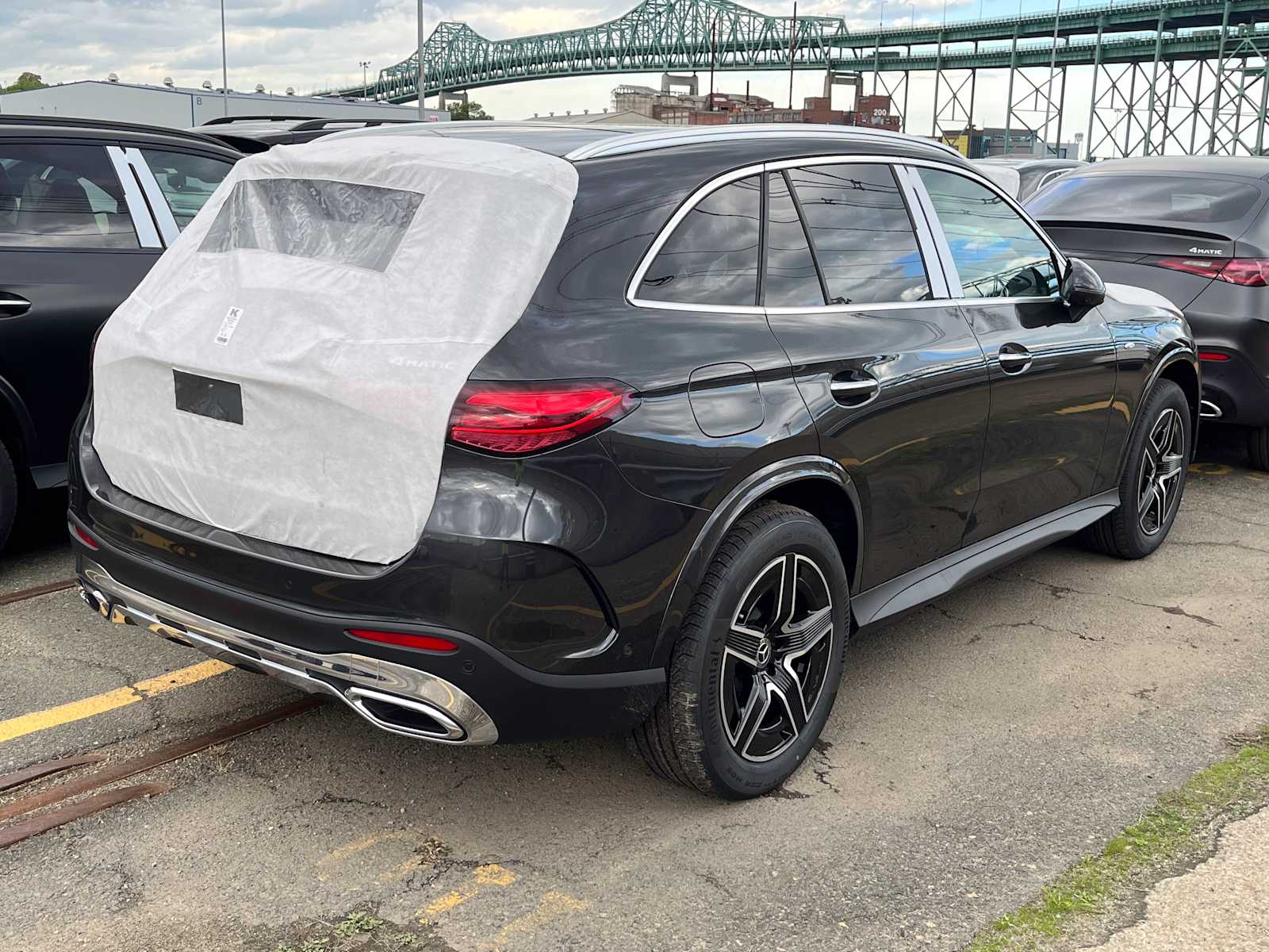 new 2025 Mercedes-Benz GLC 350e Plug-In Hybrid car