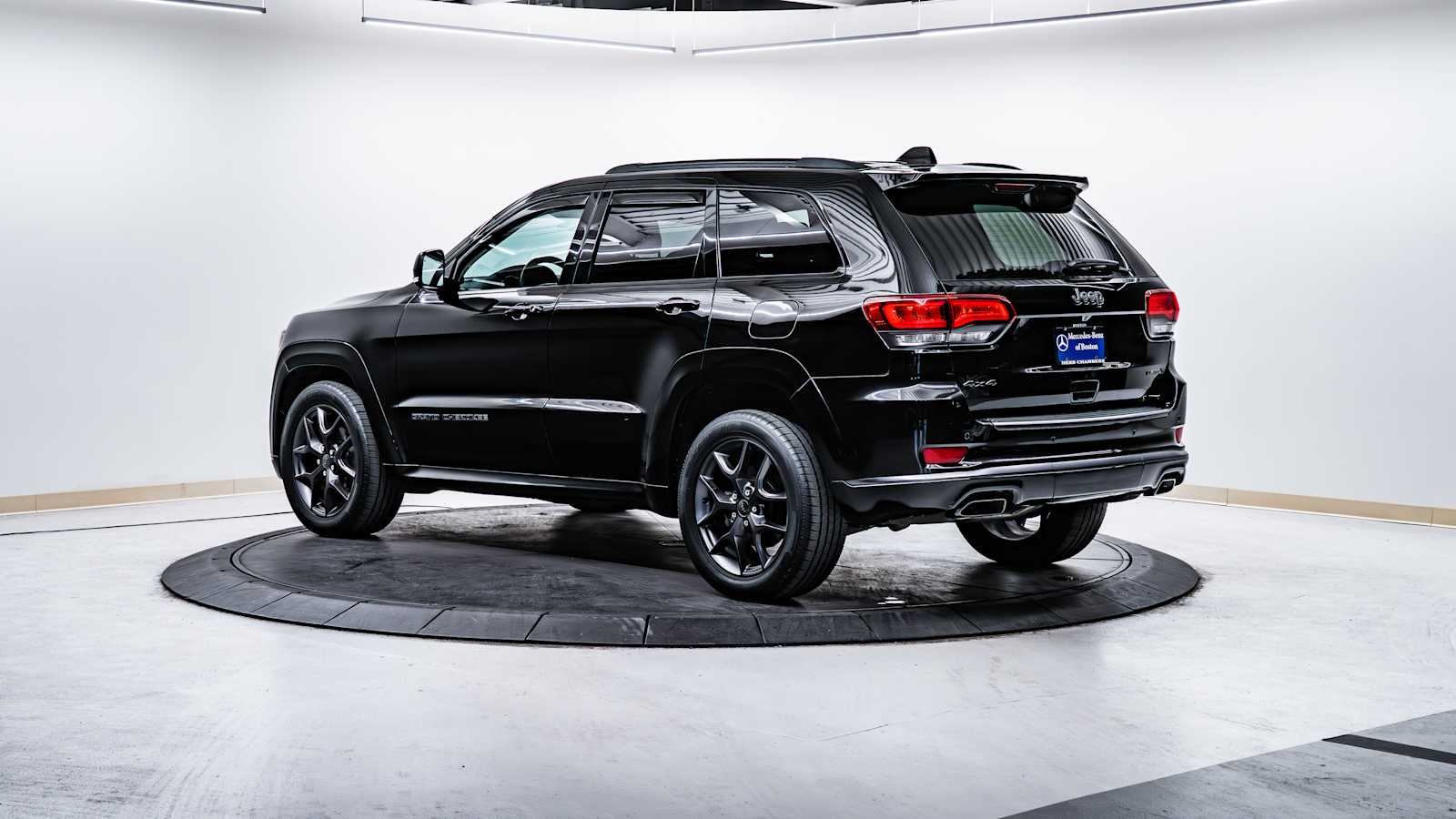 used 2019 Jeep Grand Cherokee car, priced at $25,998