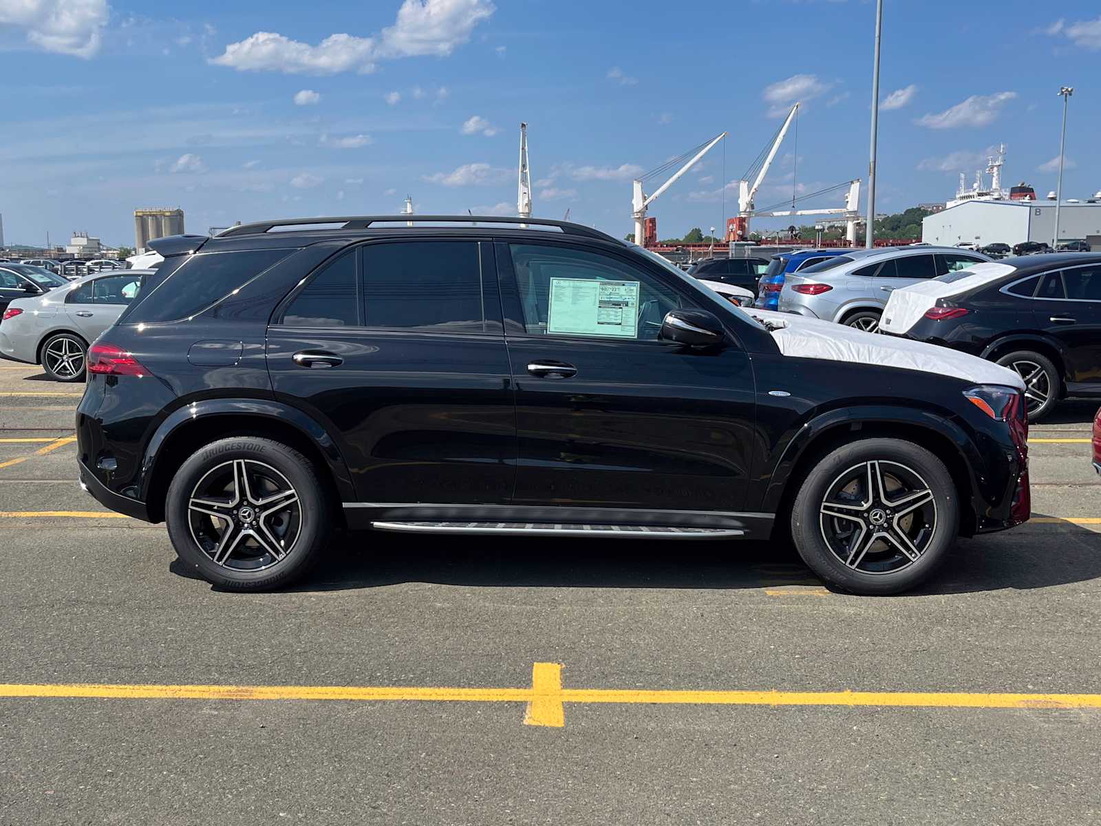 new 2025 Mercedes-Benz GLE 450e car