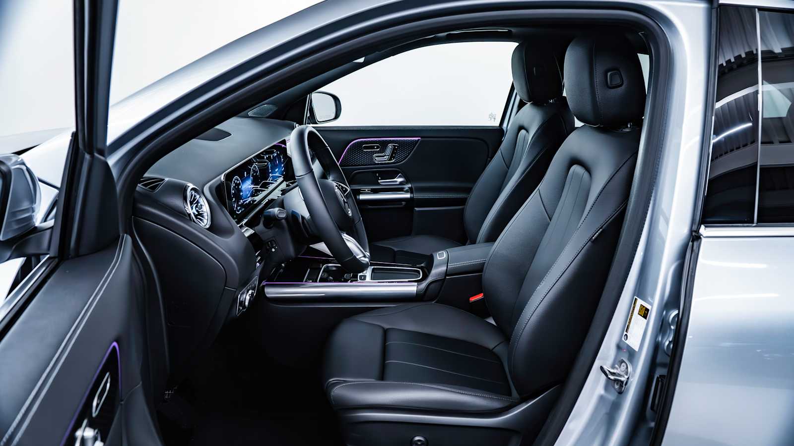 used 2025 Mercedes-Benz GLA 250 car, priced at $45,998