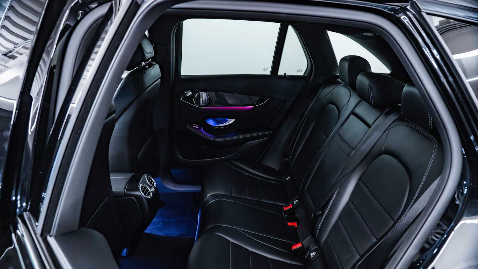 used 2021 Mercedes-Benz GLC 300 car, priced at $34,998