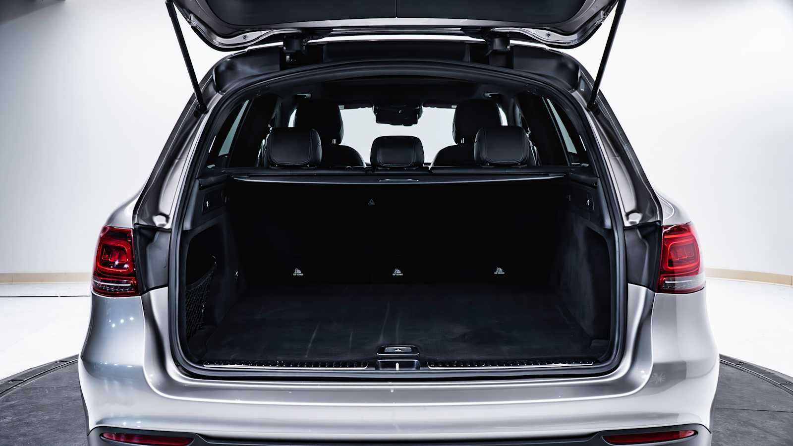used 2020 Mercedes-Benz GLC 300 car, priced at $18,998
