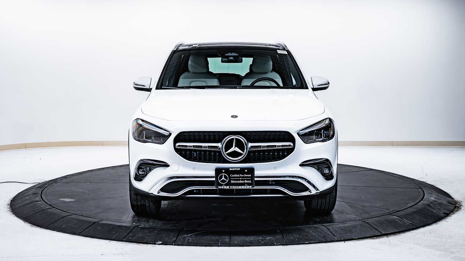 used 2025 Mercedes-Benz GLA 250 car, priced at $42,784