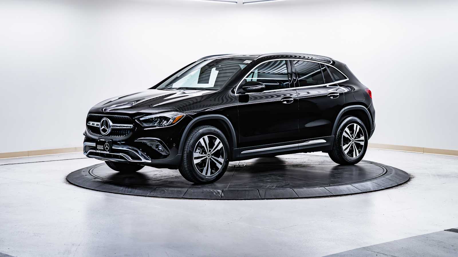 used 2025 Mercedes-Benz GLA 250 car, priced at $43,498