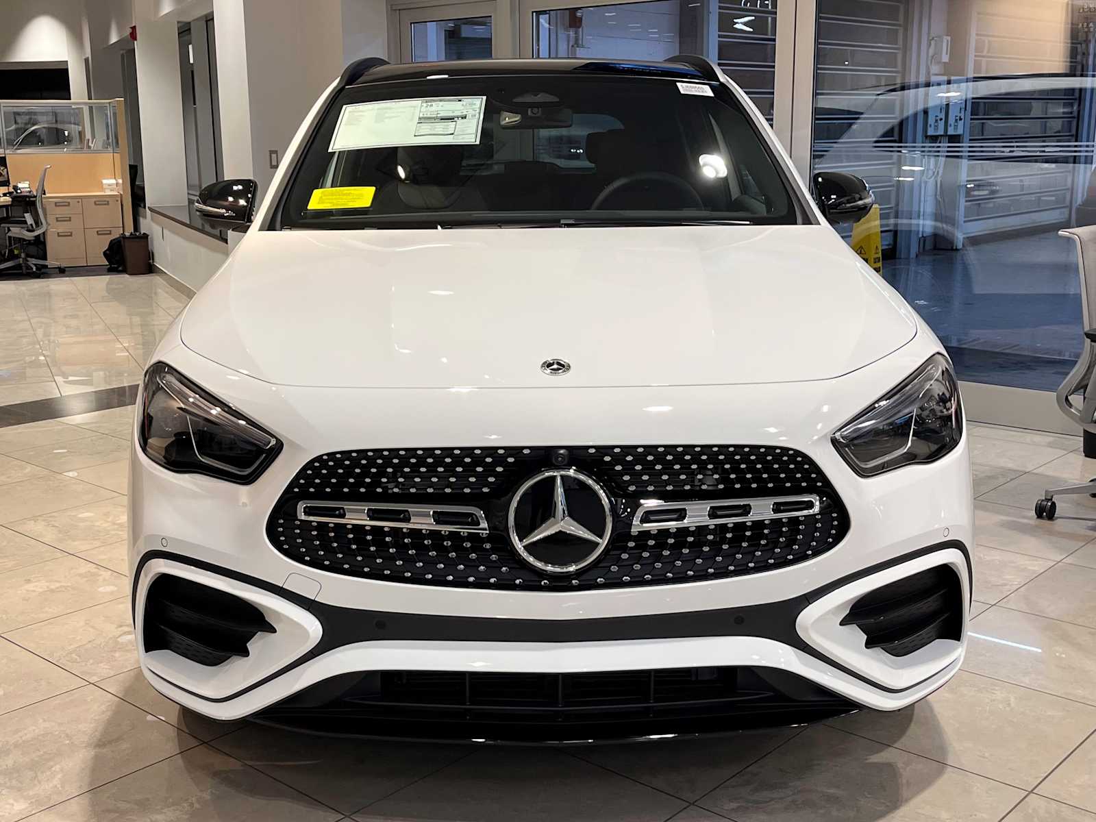 new 2025 Mercedes-Benz GLA 250 car