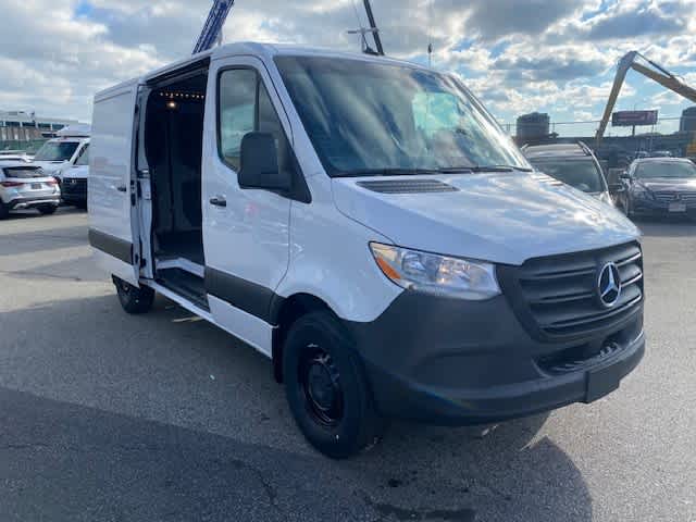 new 2025 Mercedes-Benz Sprinter car