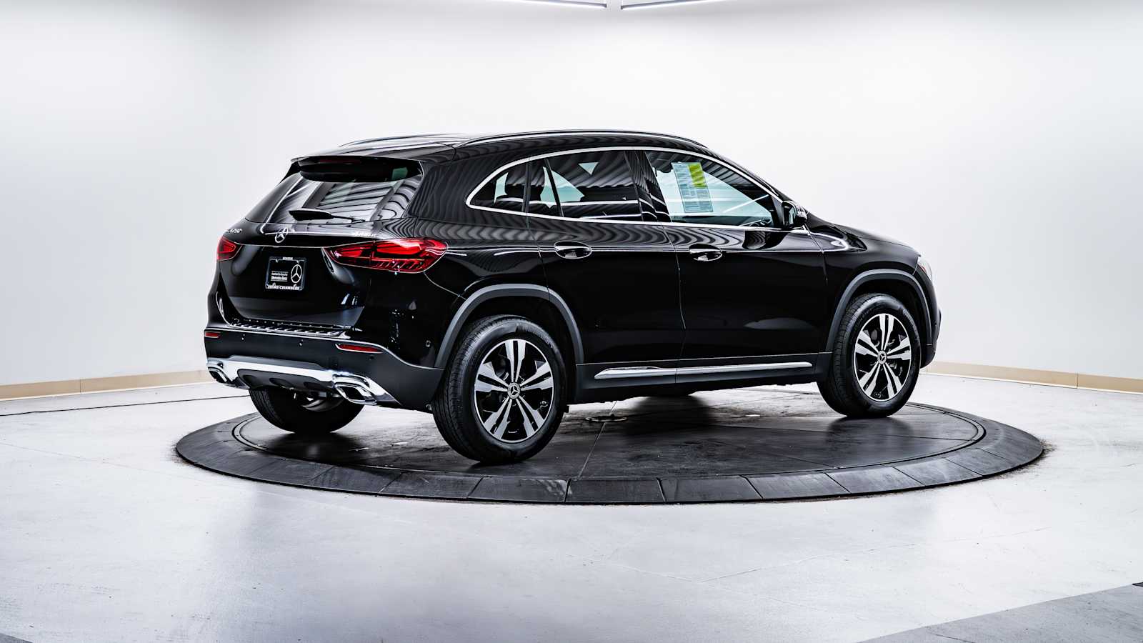 used 2025 Mercedes-Benz GLA 250 car, priced at $43,498