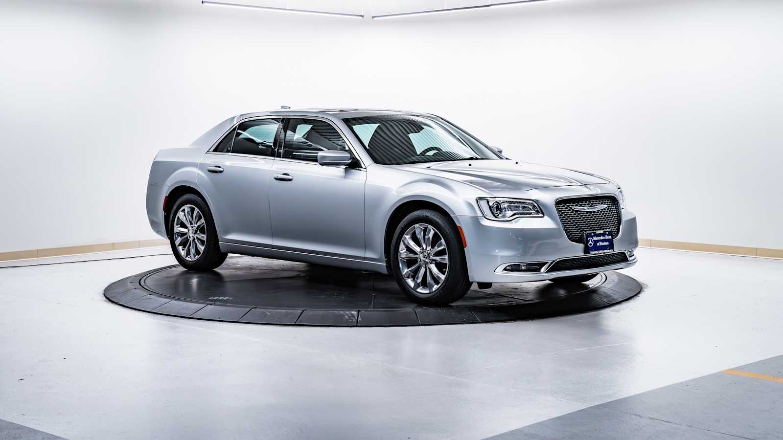 used 2019 Chrysler 300 car, priced at $19,498