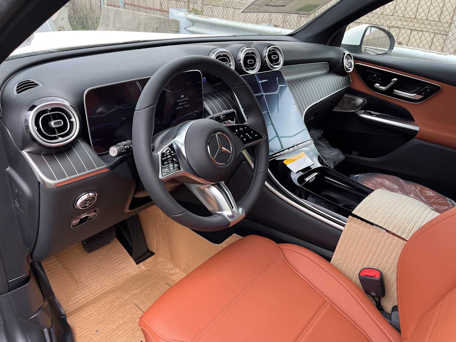 new 2025 Mercedes-Benz GLC 350e Plug-In Hybrid car