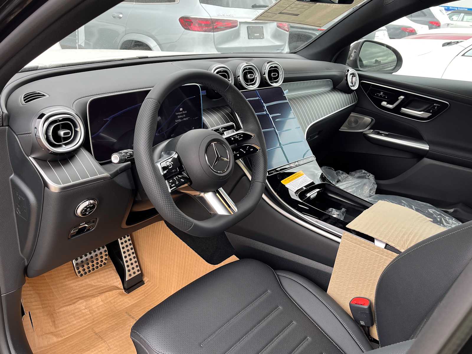 new 2025 Mercedes-Benz GLC 300 car