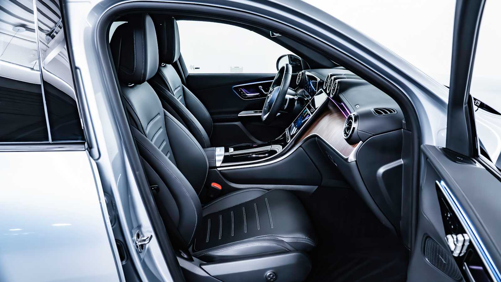 used 2025 Mercedes-Benz GLC 300 car, priced at $50,598