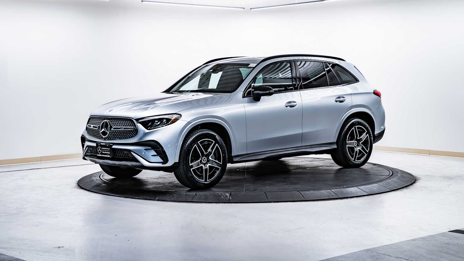 used 2025 Mercedes-Benz GLC 300 car, priced at $50,598
